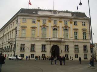 Ballhausplatz 2.jpg Ballhausplatz 2.jpg