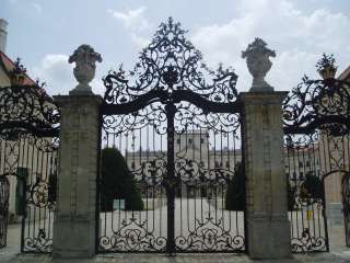 Fertőd, Esterházy-kastély 2.01.kép.jpg Fertőd, Esterházy-kastély 2.01.kép.jpg