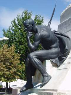 Kecskemét, Kossuth tér: Kossuth-szobor 2.kép.jpg Kecskemét, Kossuth tér: Kossuth-szobor 2.kép.jpg